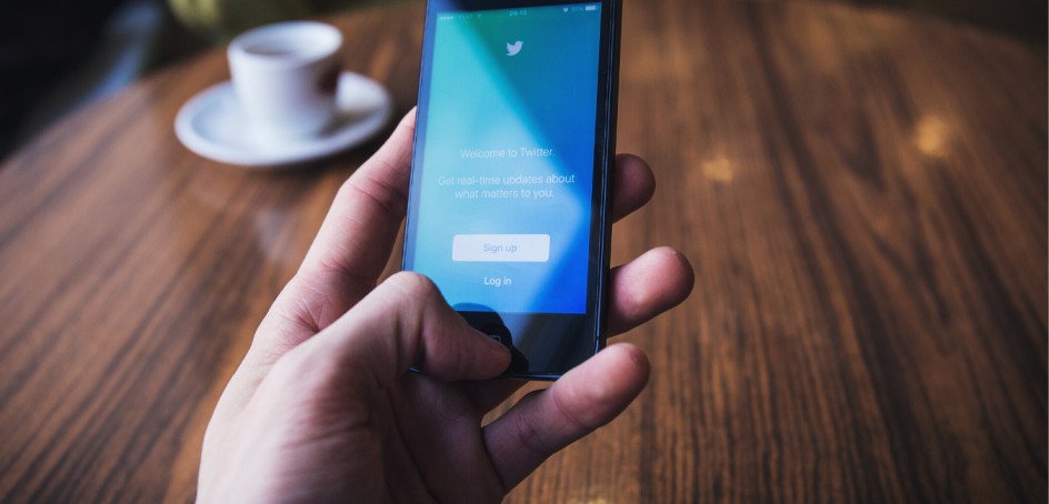 Twitter Prepares To Introduce New Conversation Features
